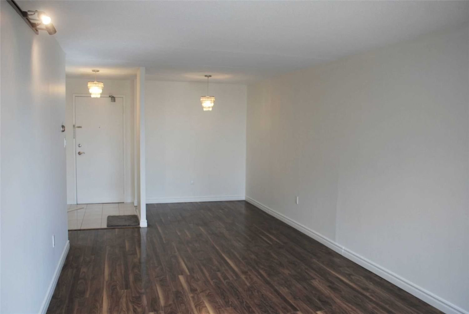 1540 Pickering Pkwy, unit 309 for rent - image #3