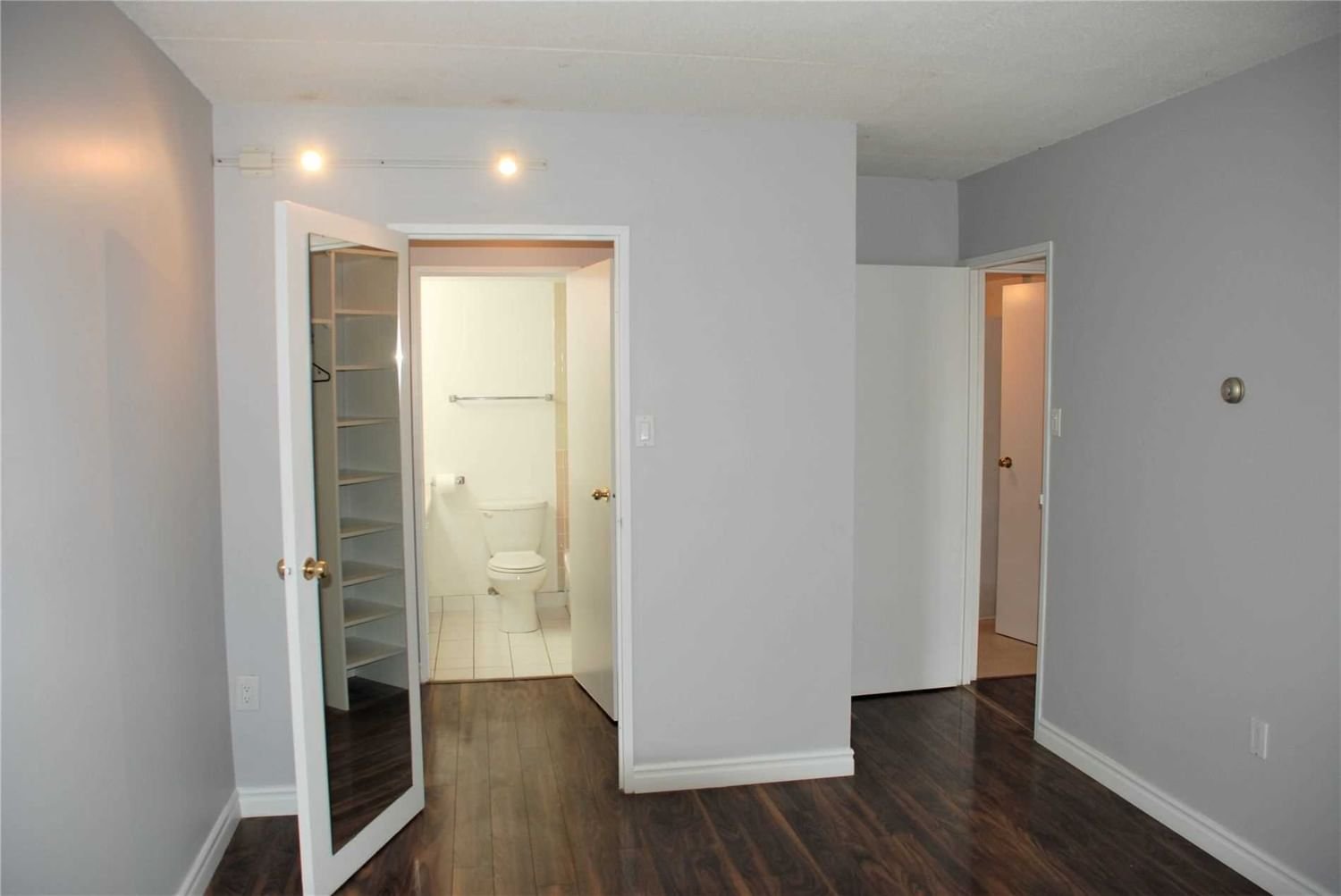 1540 Pickering Pkwy, unit 309 for rent - image #6