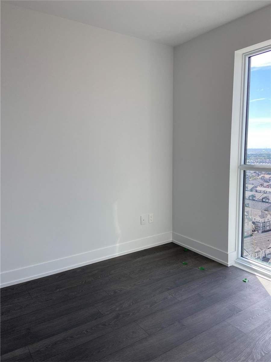 2550 Simcoe St N, unit 1816 for rent - image #4
