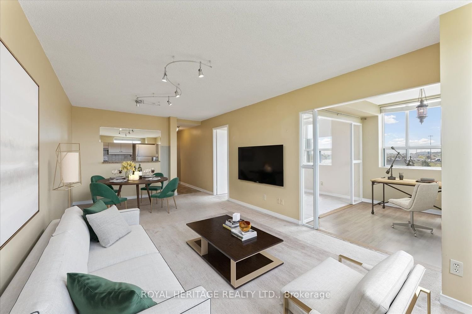 1655 Pickering Pkwy, unit 707 for sale - image #1