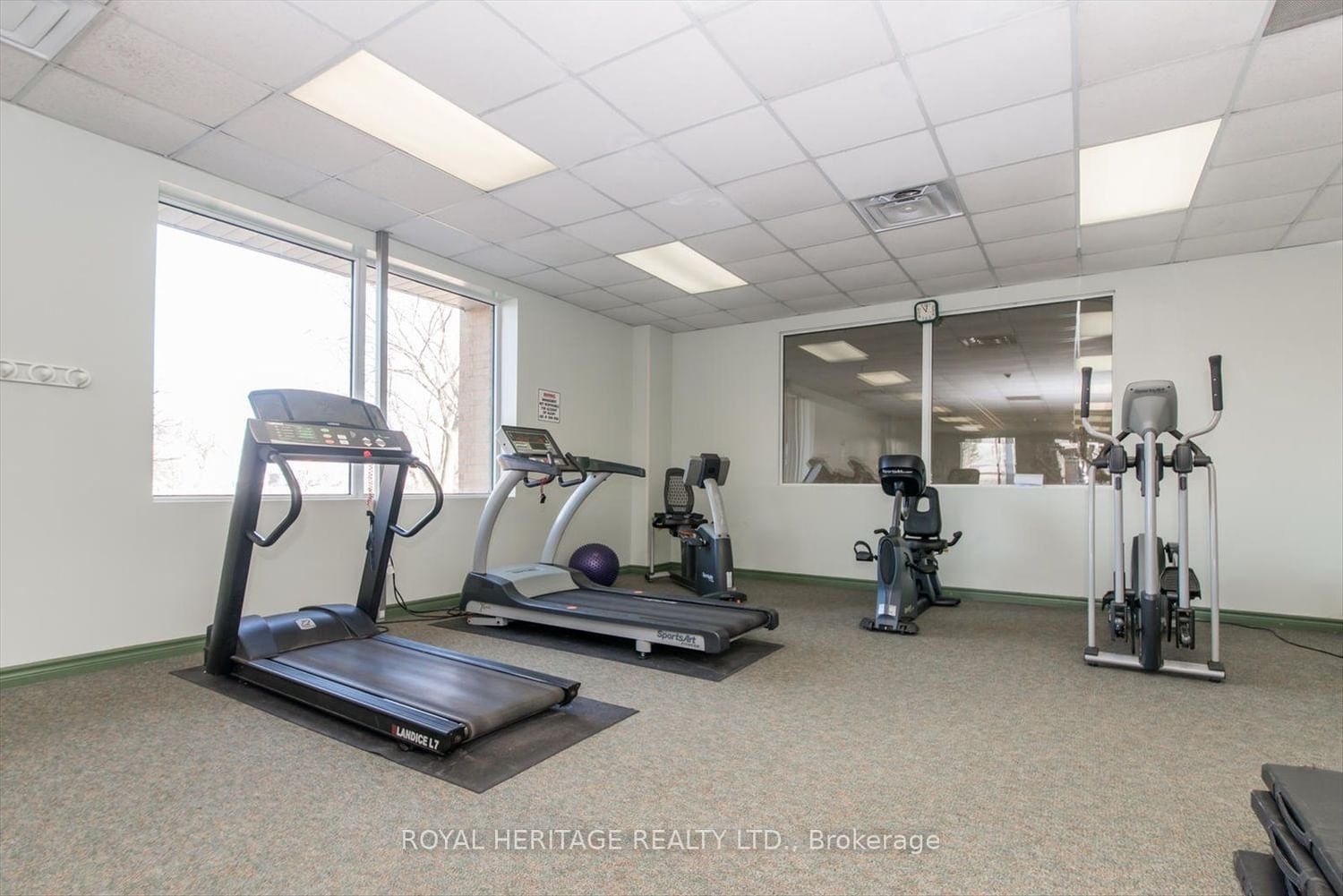 1655 Pickering Pkwy, unit 707 for sale - image #23