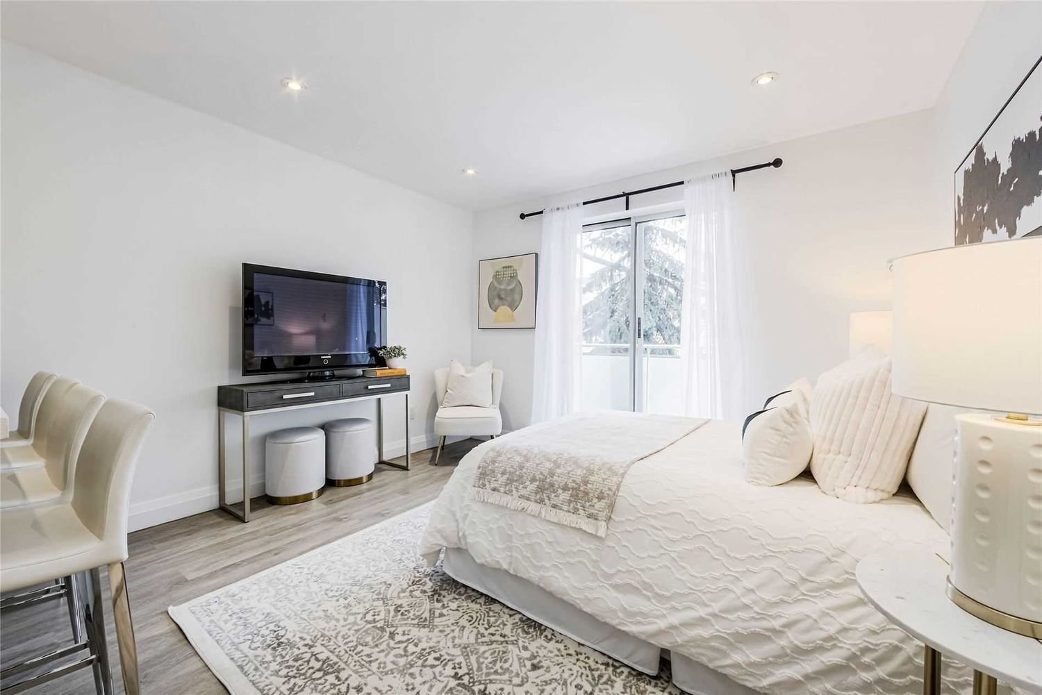 123 Woodbine Ave, unit 204 for sale - image #17