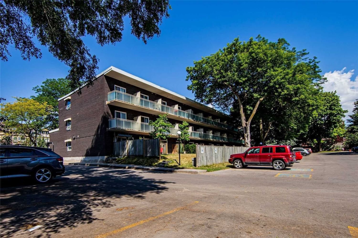 123 Woodbine Ave, unit 204 for sale - image #28