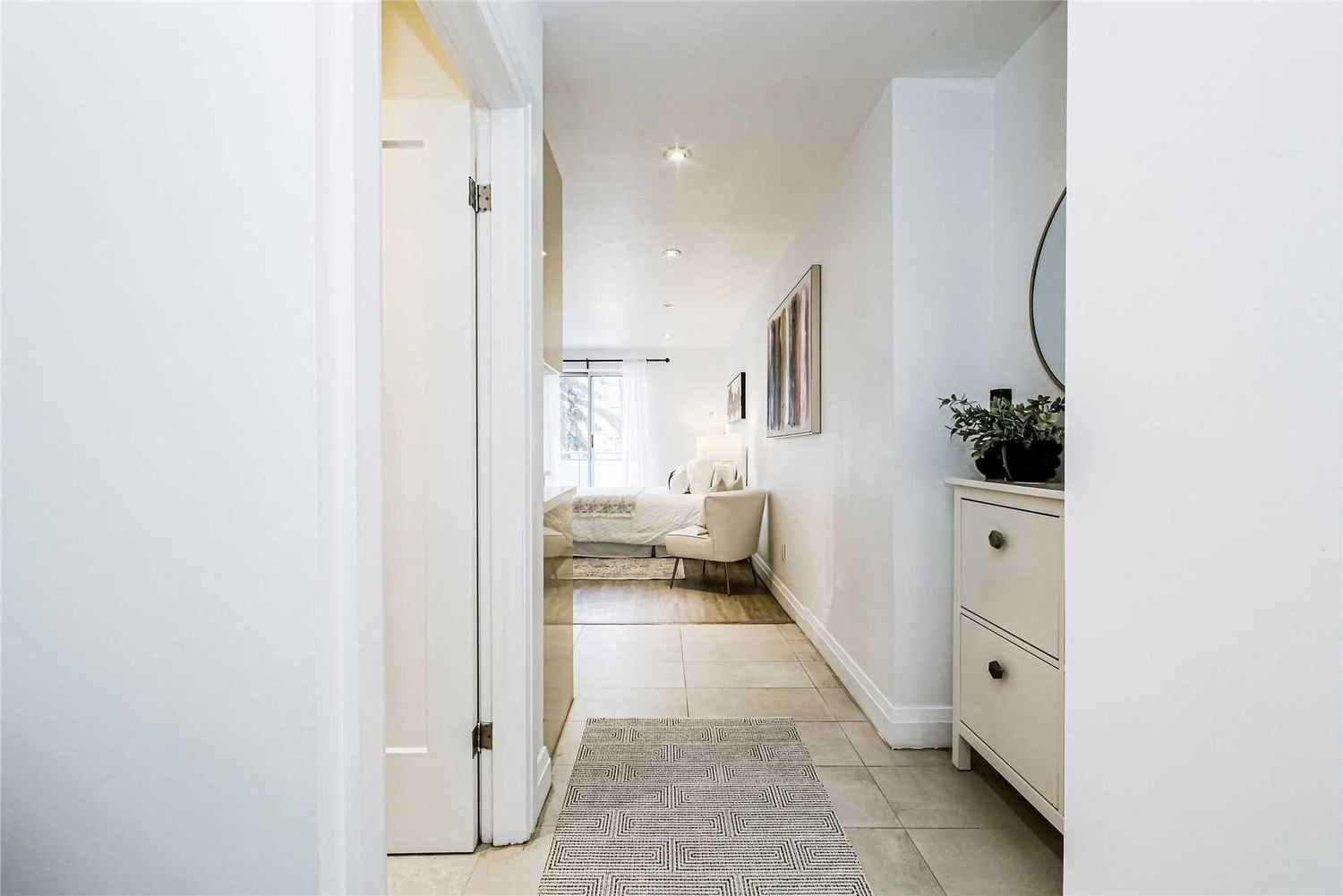 123 Woodbine Ave, unit 204 for sale - image #8
