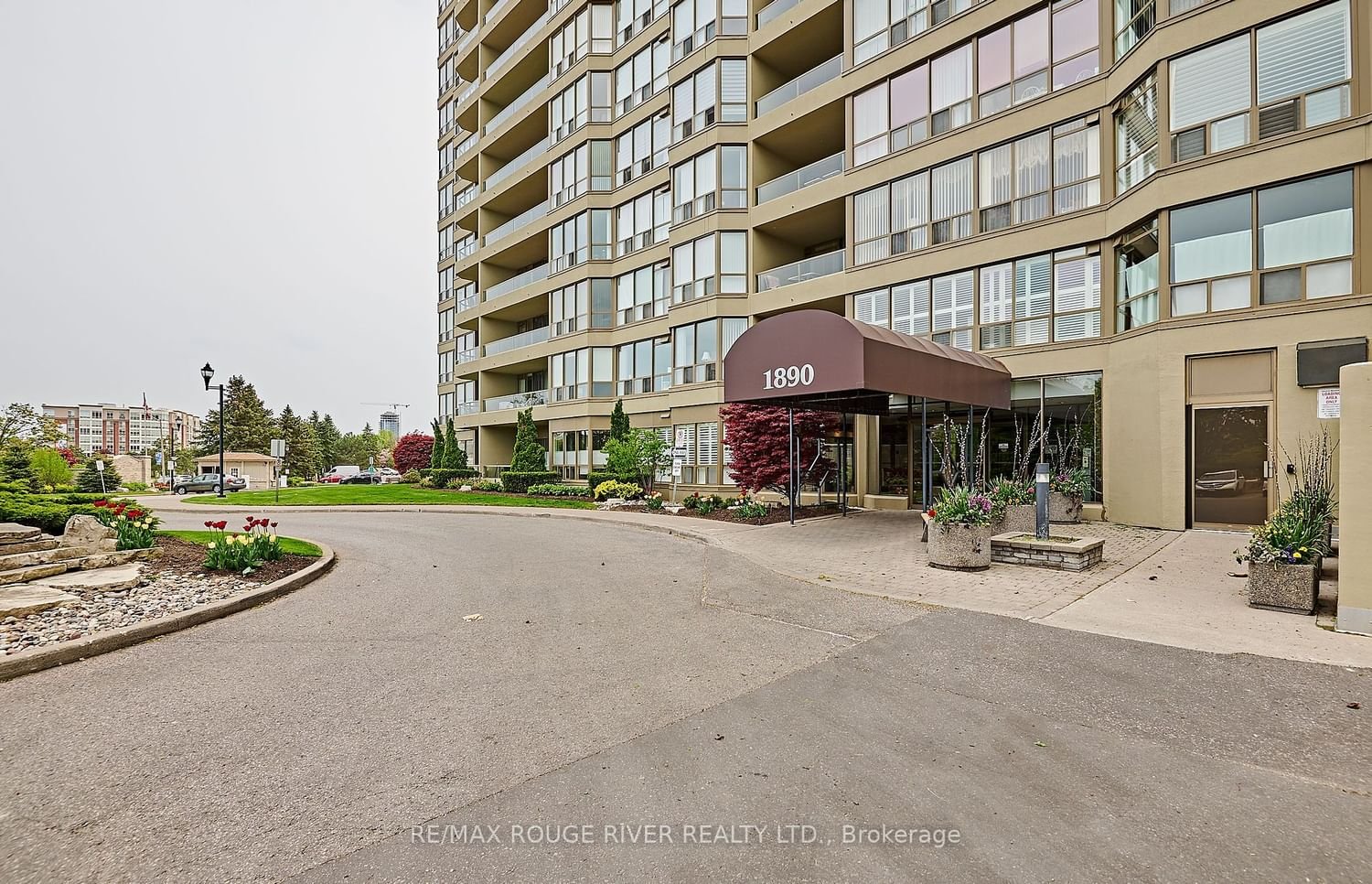 1890 Valley Farm Rd, unit 1411 for sale - image #2