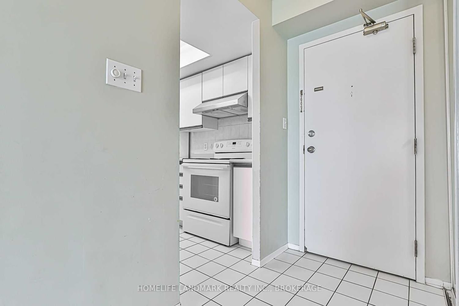 2550 Lawrence Ave E, unit 619 for rent - image #6