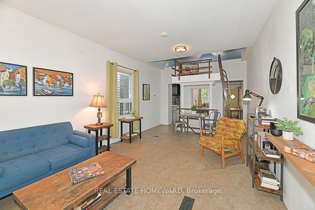 21 Drayton Ave for sale  - image #2