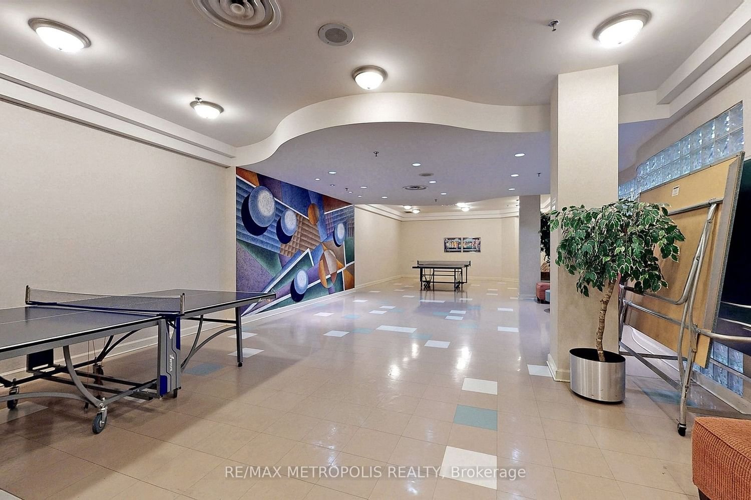 68 Corporate Dr, unit 2122 for rent - image #34