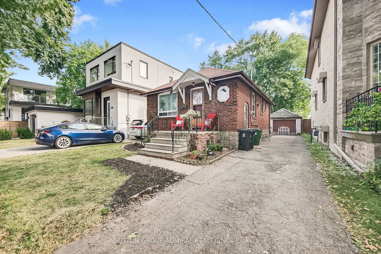 71 Lesmount Ave for sale 