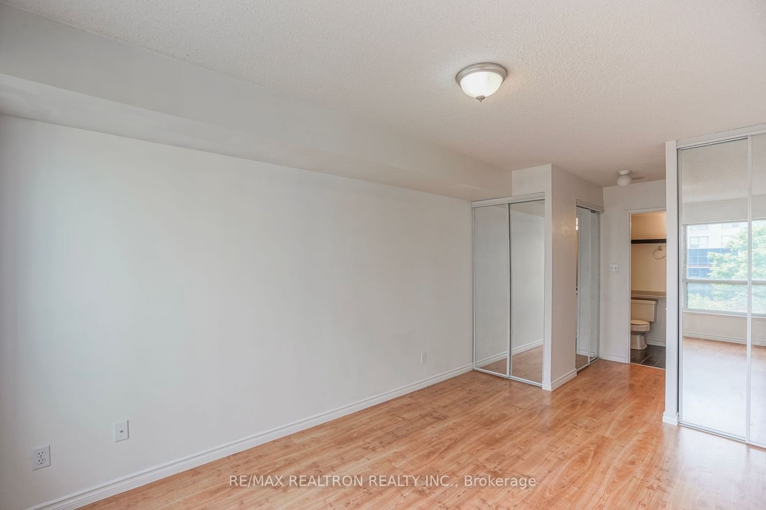 2550 Lawrence Ave E, unit 304 for rent - image #18