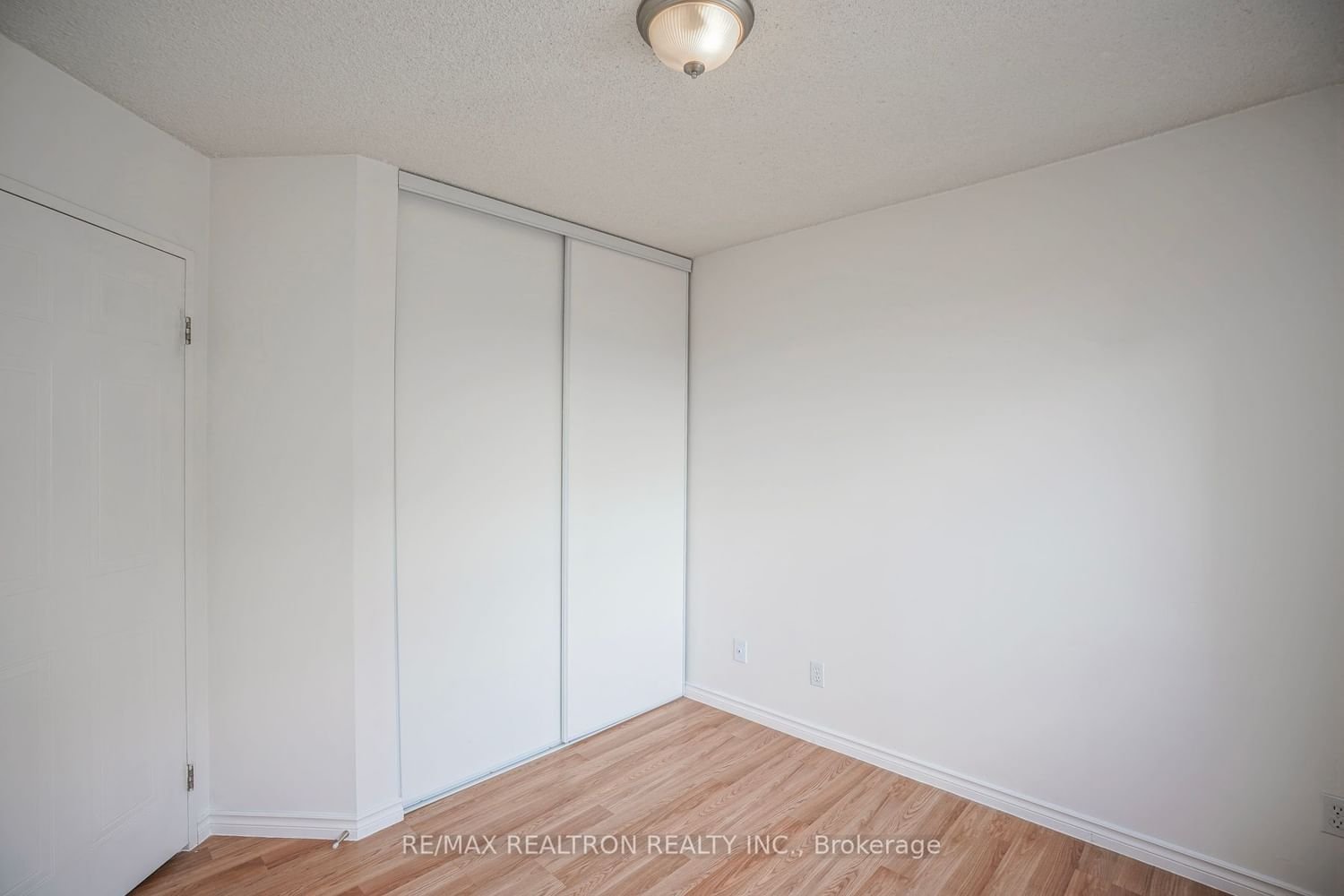 2550 Lawrence Ave E, unit 304 for rent - image #25
