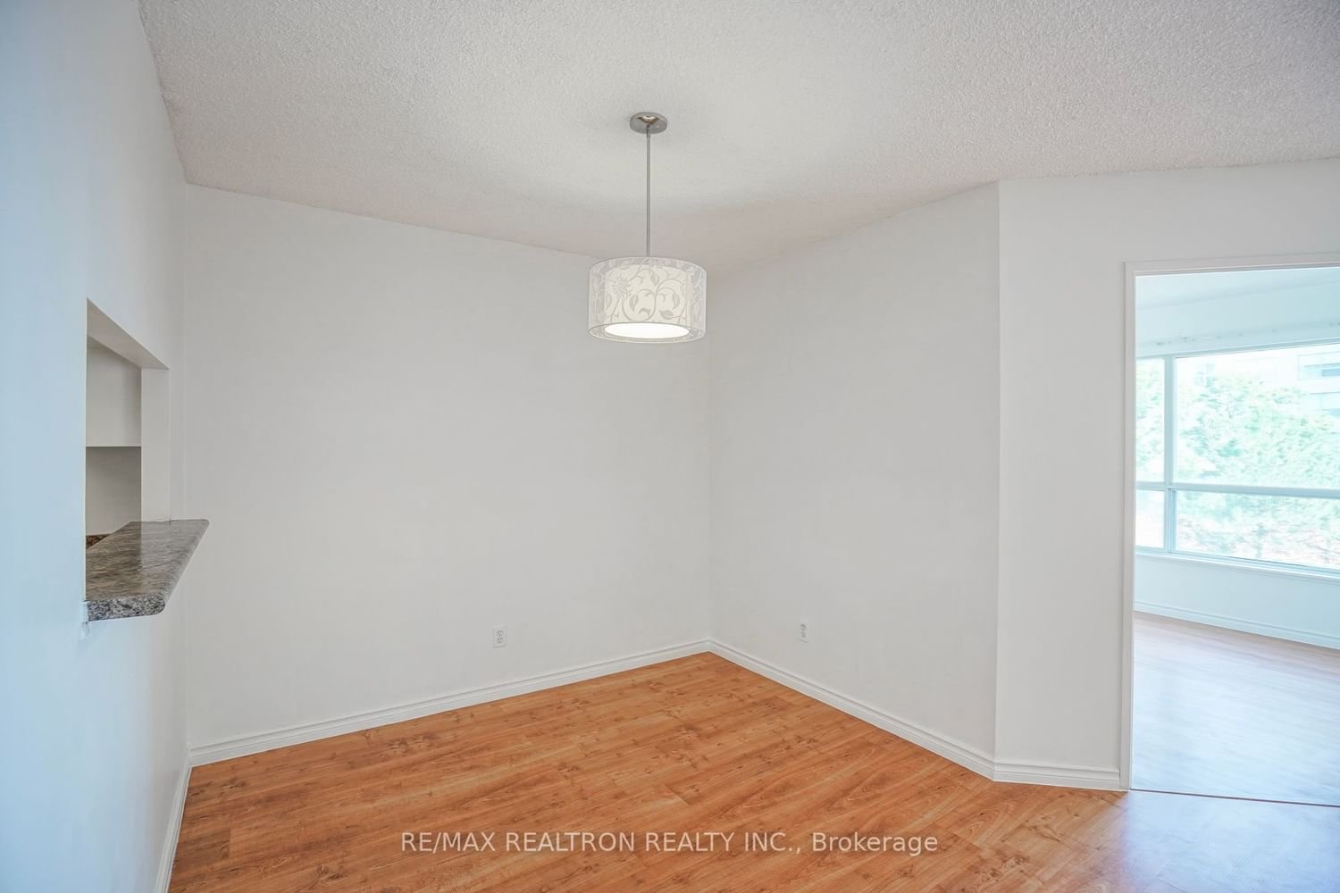 2550 Lawrence Ave E, unit 304 for rent - image #8