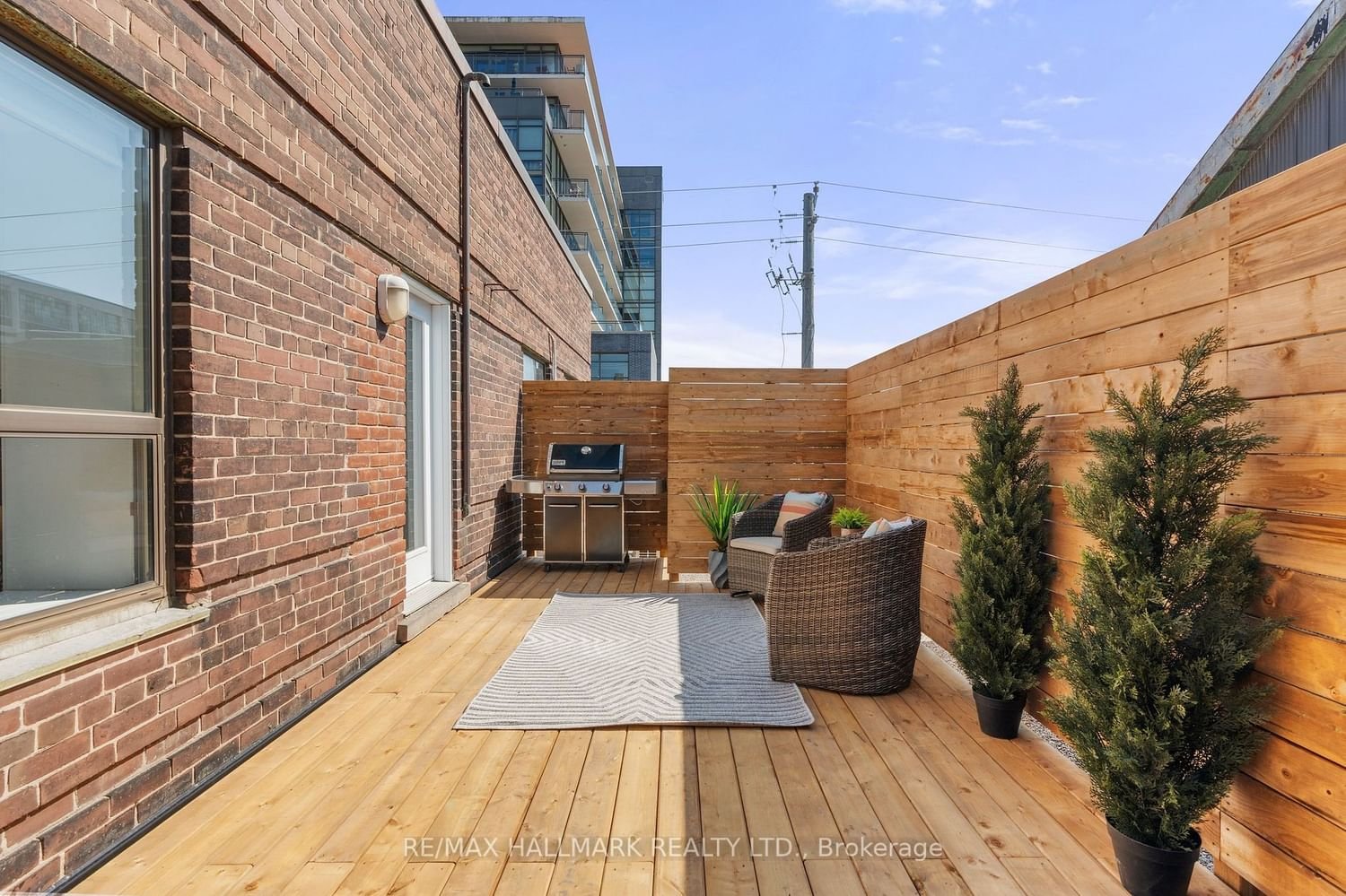 326 Carlaw Ave, unit 203 for rent - image #24
