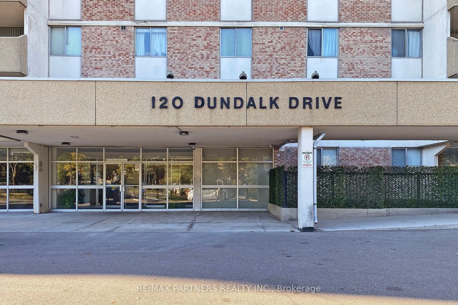 120 Dundalk Dr, unit 1210 for sale - image #3