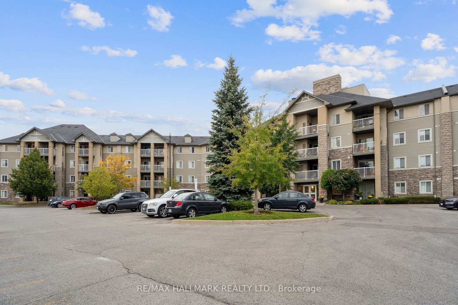 684 Warden Ave, unit 407 for rent - image #2