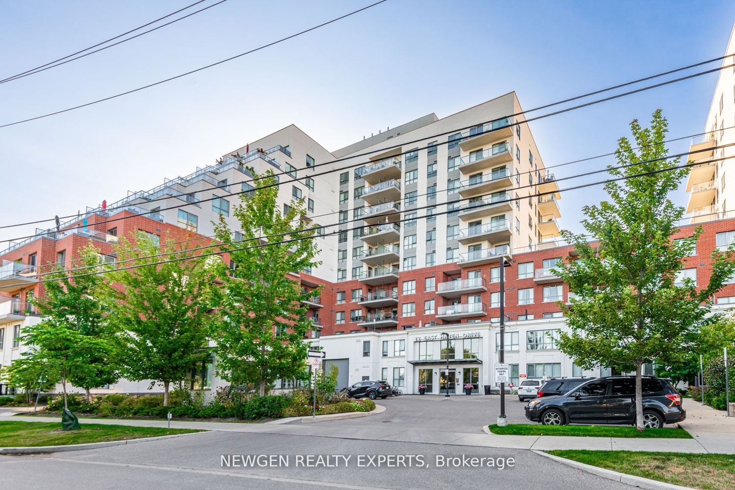 22 East Haven Dr, unit 636 for sale - image #1