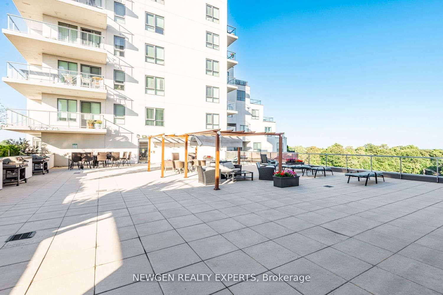 22 East Haven Dr, unit 636 for sale - image #30