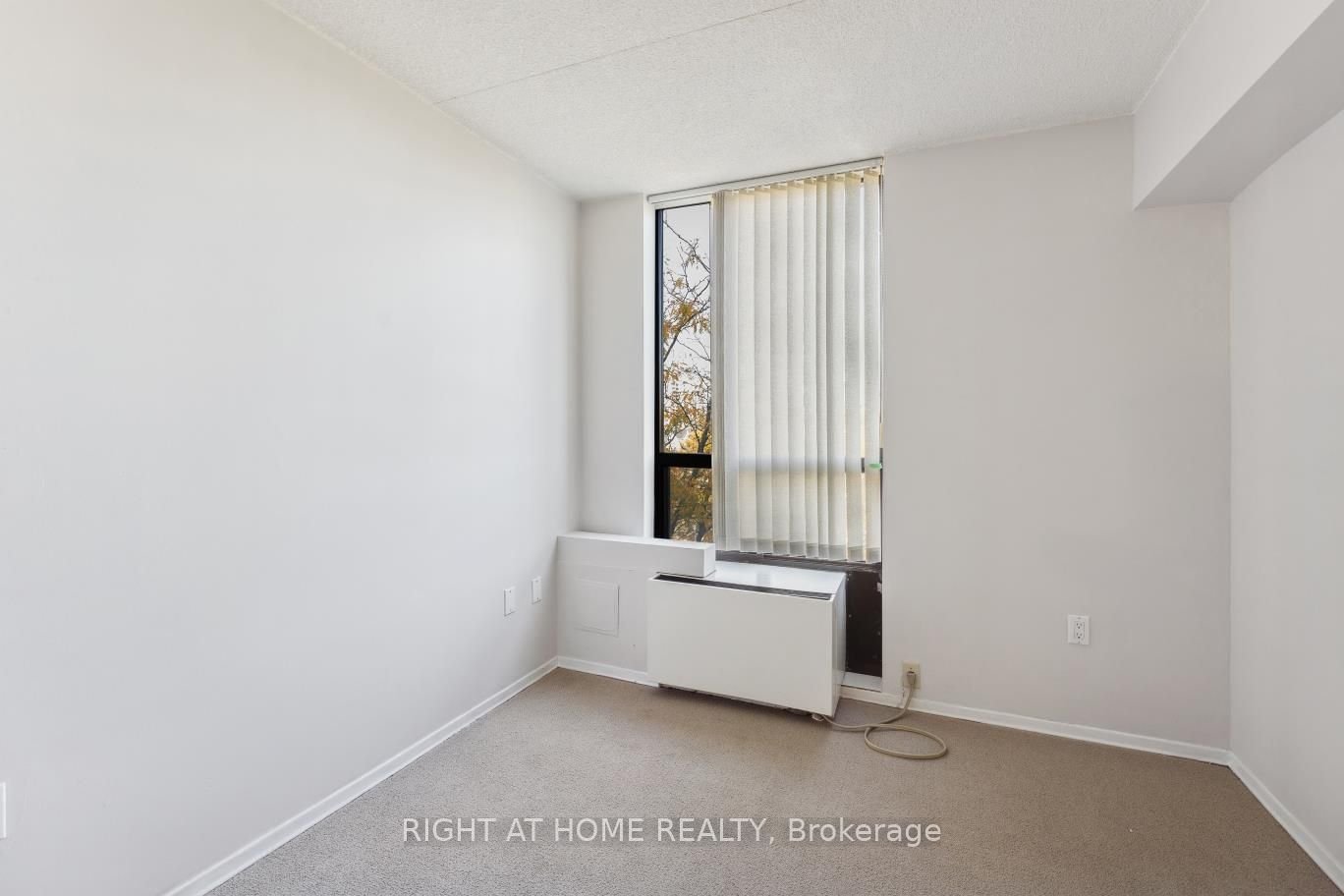1540 Pickering Pkwy, unit 501 for rent - image #10