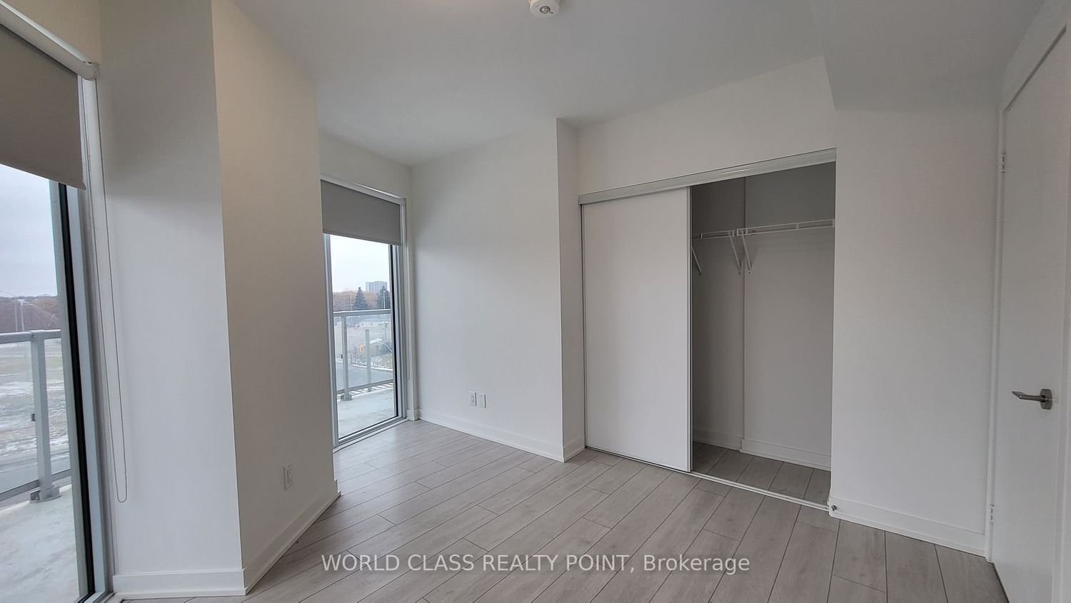 2033 Kennedy Rd, unit 601 for sale - image #2