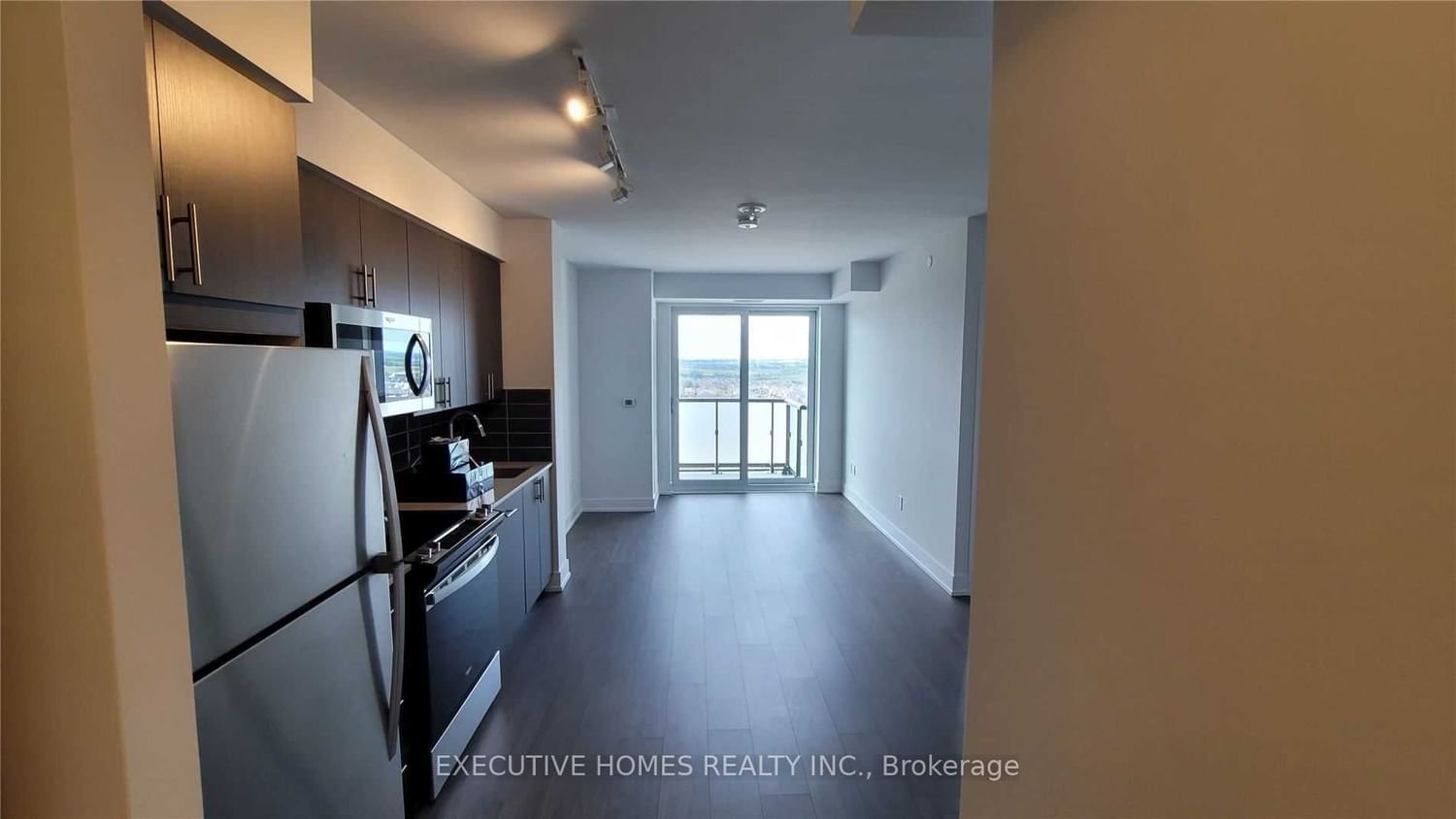 2550 Simcoe St N, unit 1418 for rent - image #18