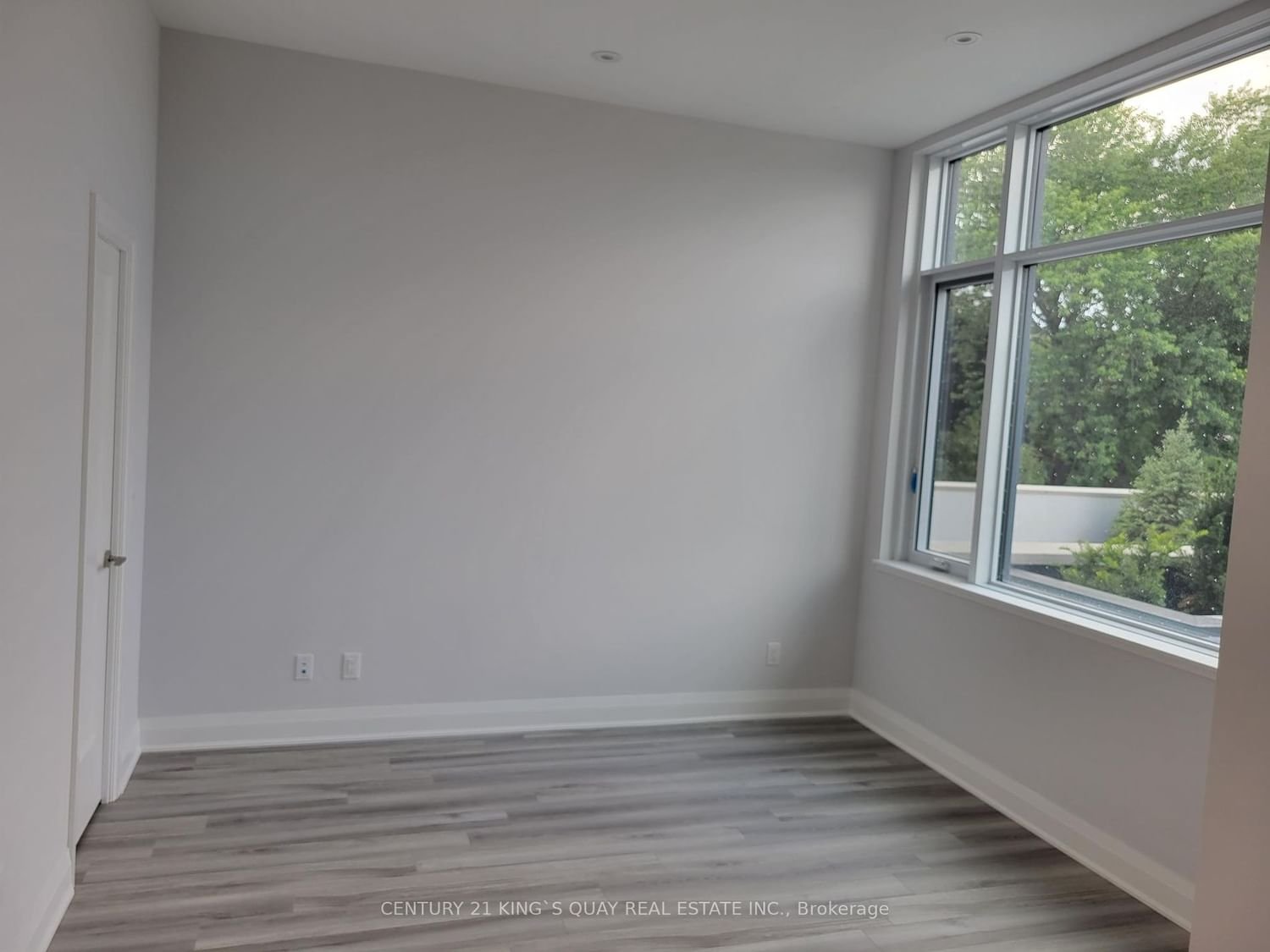 3220 Sheppard Ave E, unit 106 for rent - image #7