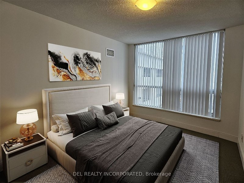 125 Village Green Sq W, unit 209 for rent - image #2