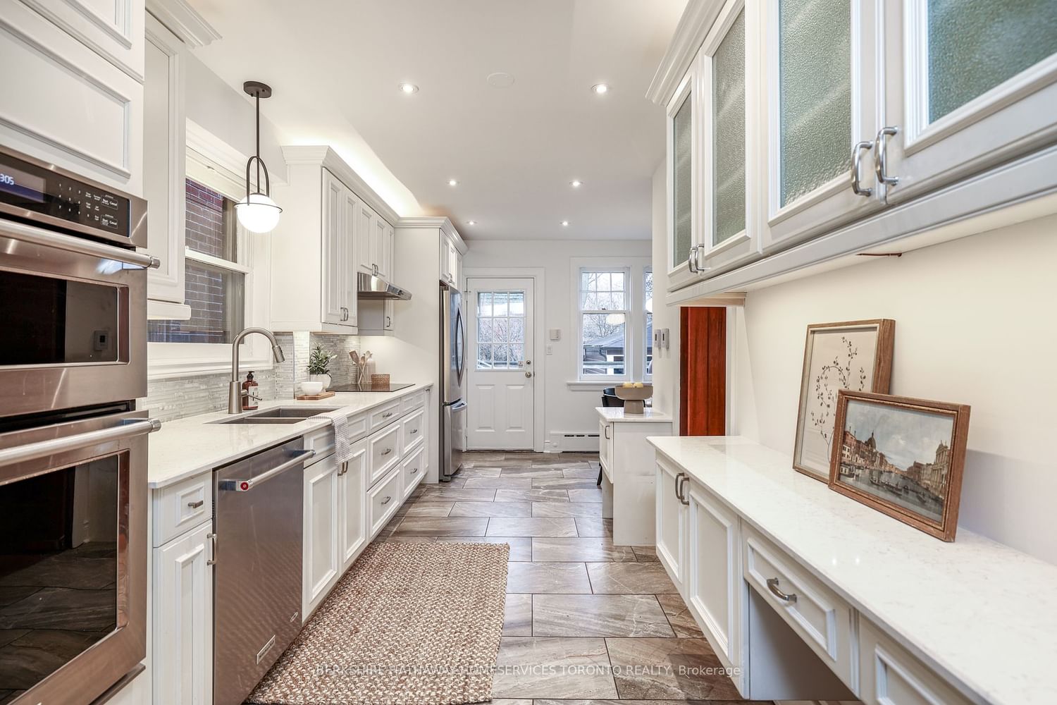 789 Coxwell Ave for sale 