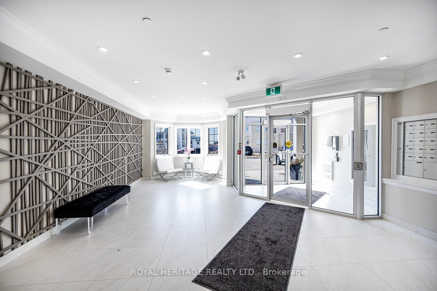 70 Shipway Ave, unit 109 for sale - image #2