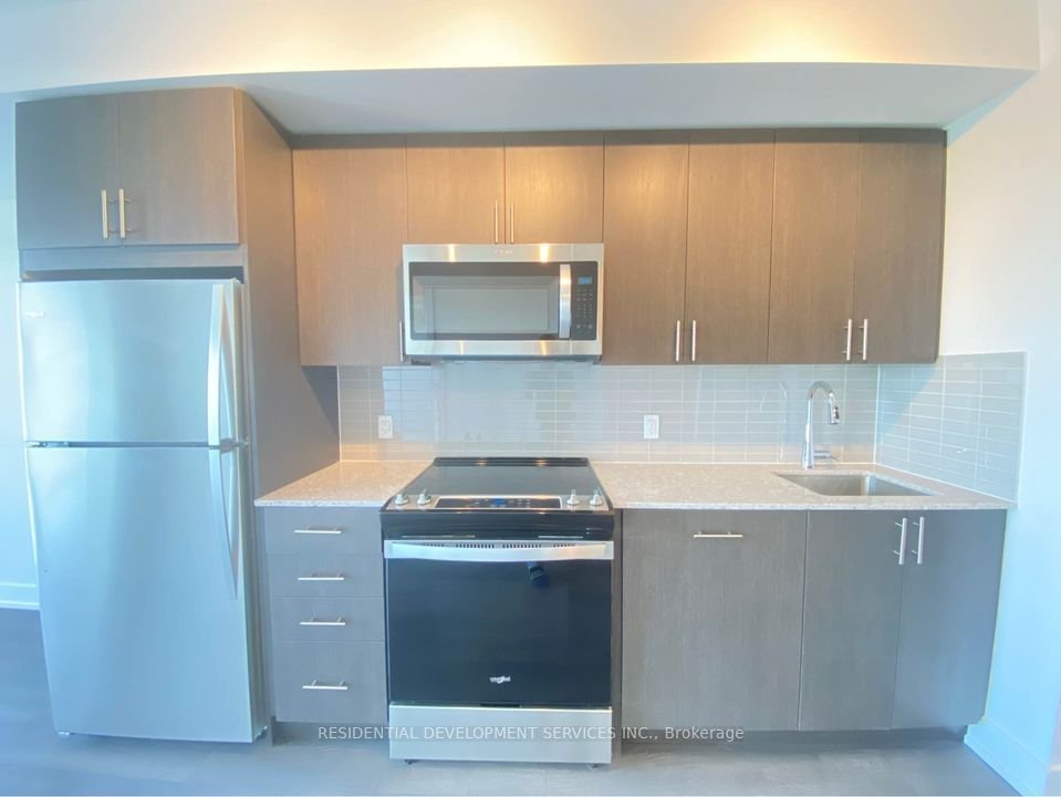 2550 Simcoe St, unit 1815 for rent - image #2