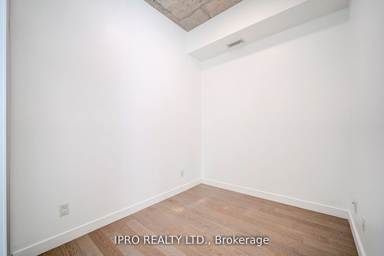 90 Broadview Ave, unit 718 for sale - image #11