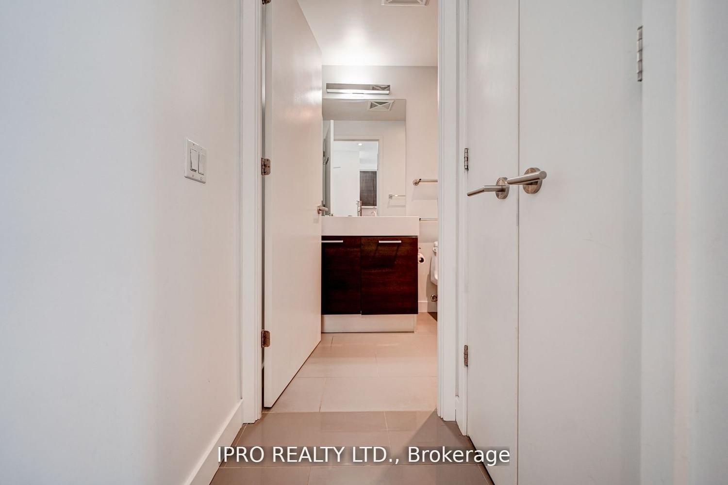 90 Broadview Ave, unit 718 for sale - image #18
