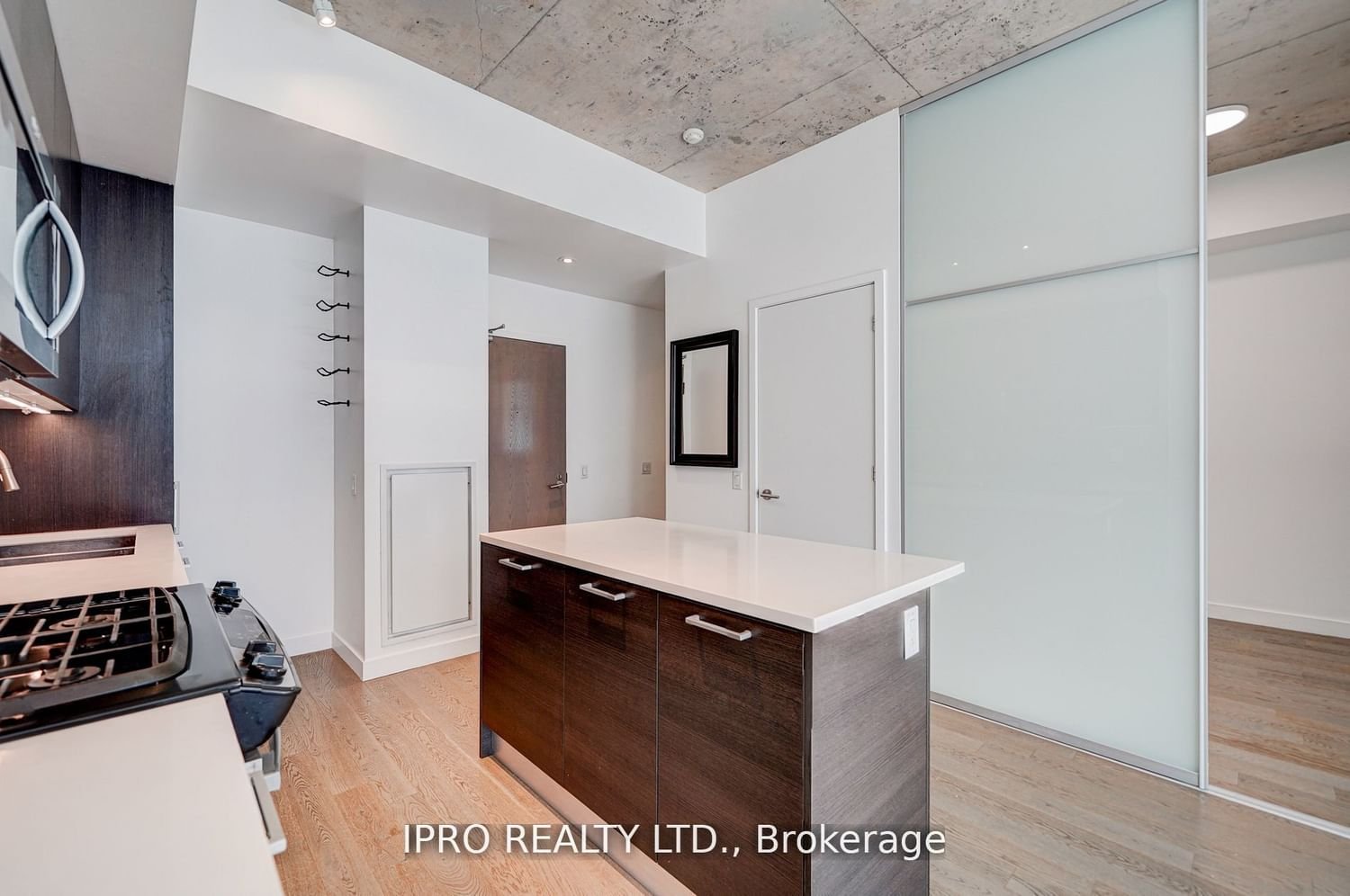 90 Broadview Ave, unit 718 for sale - image #3