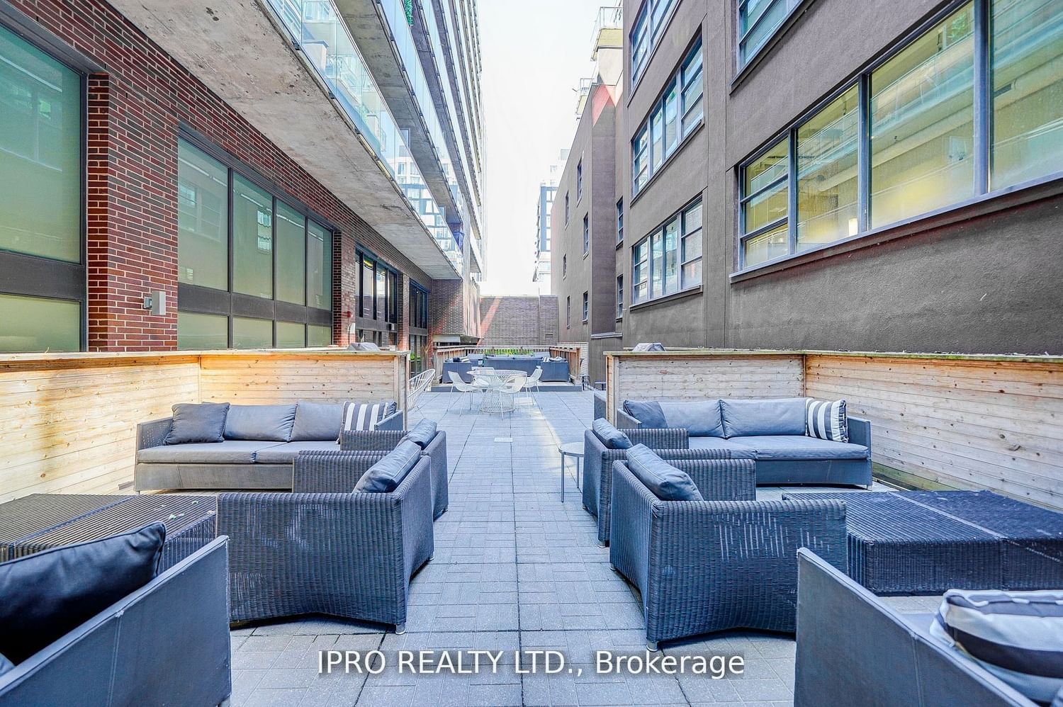 90 Broadview Ave, unit 718 for sale - image #31