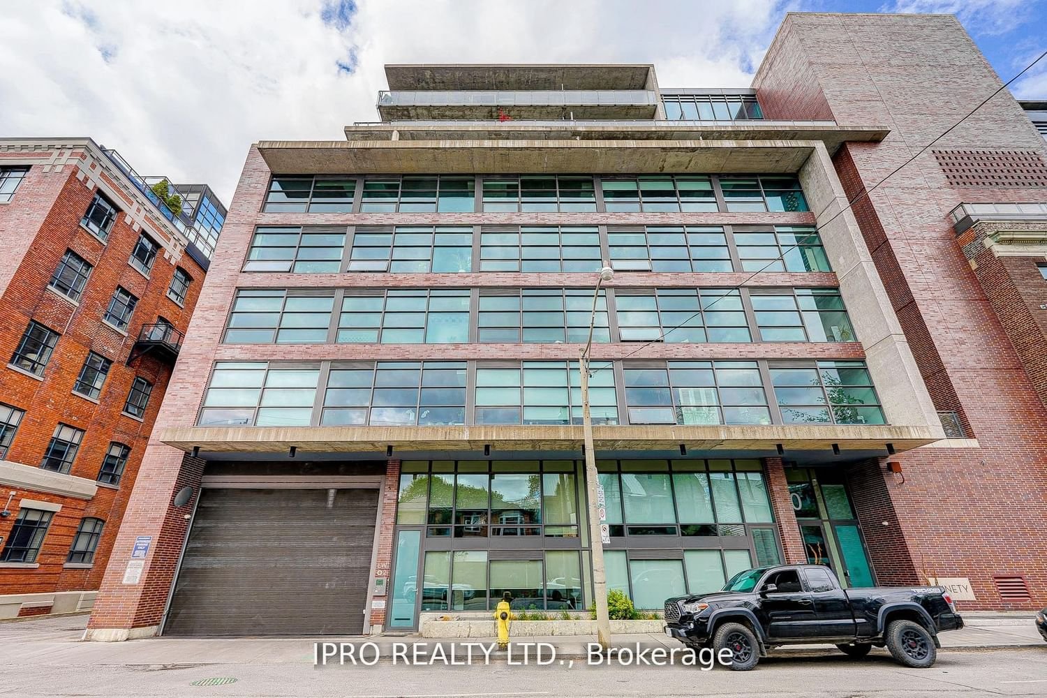 90 Broadview Ave, unit 718 for sale - image #34