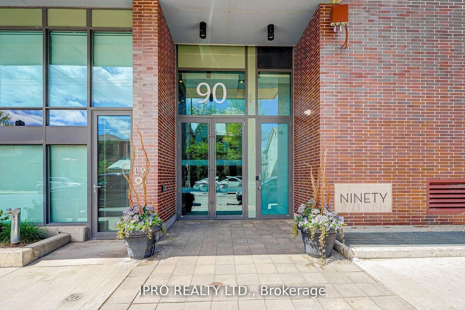 90 Broadview Ave, unit 718 for sale - image #36