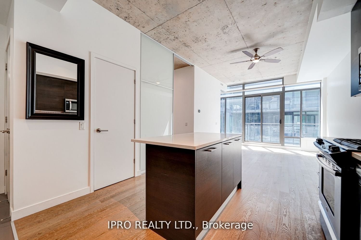 90 Broadview Ave, unit 718 for sale - image #6