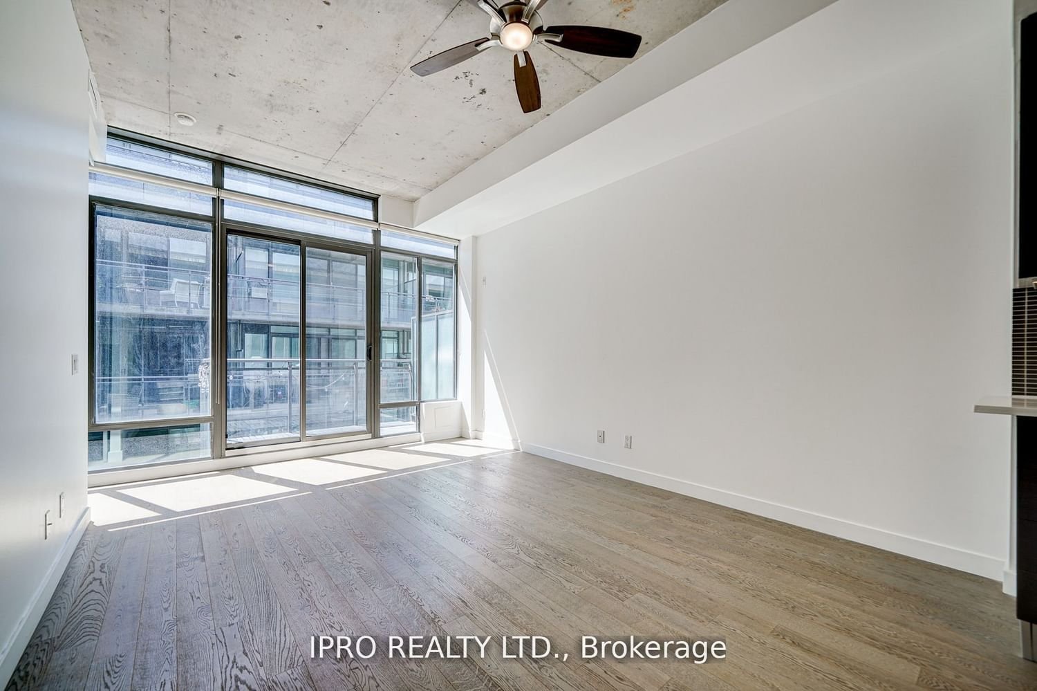 90 Broadview Ave, unit 718 for sale - image #7