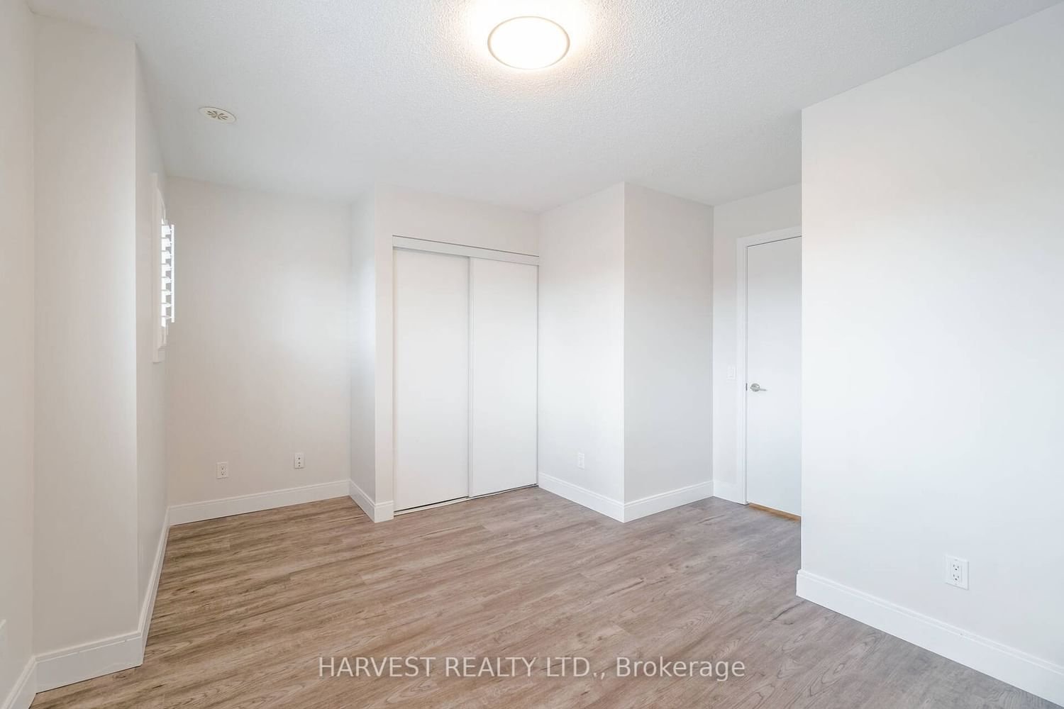 330 Village Green Sq, unit Th41 for rent - image #13