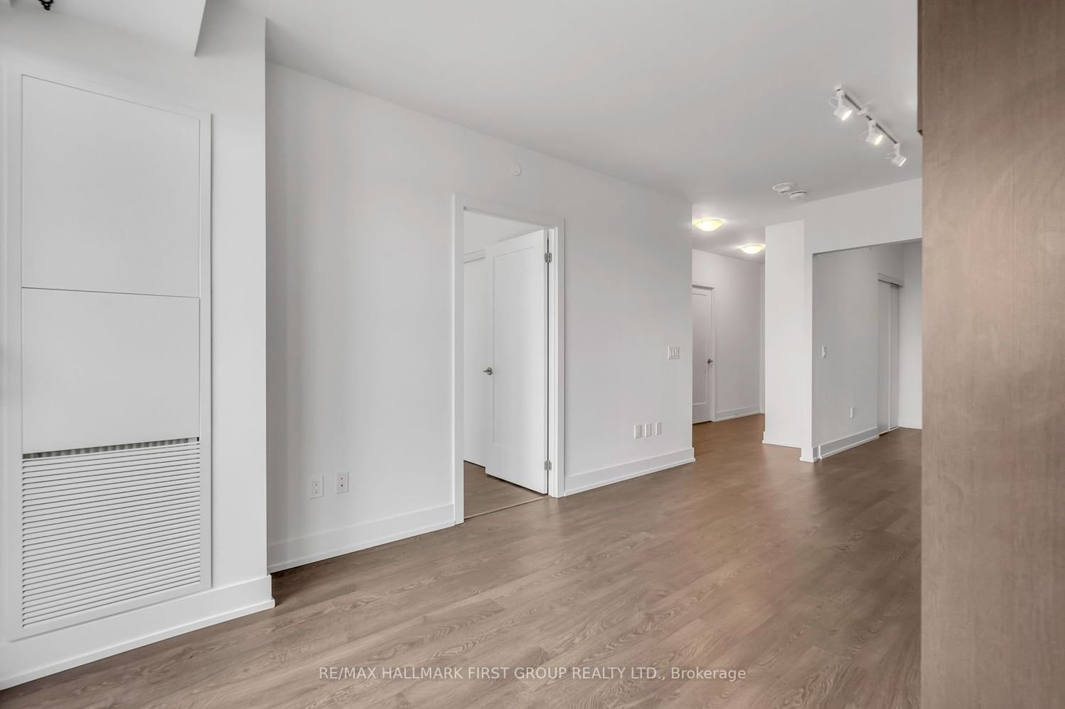 2550 Simcoe St N, unit 1814 for rent - image #14