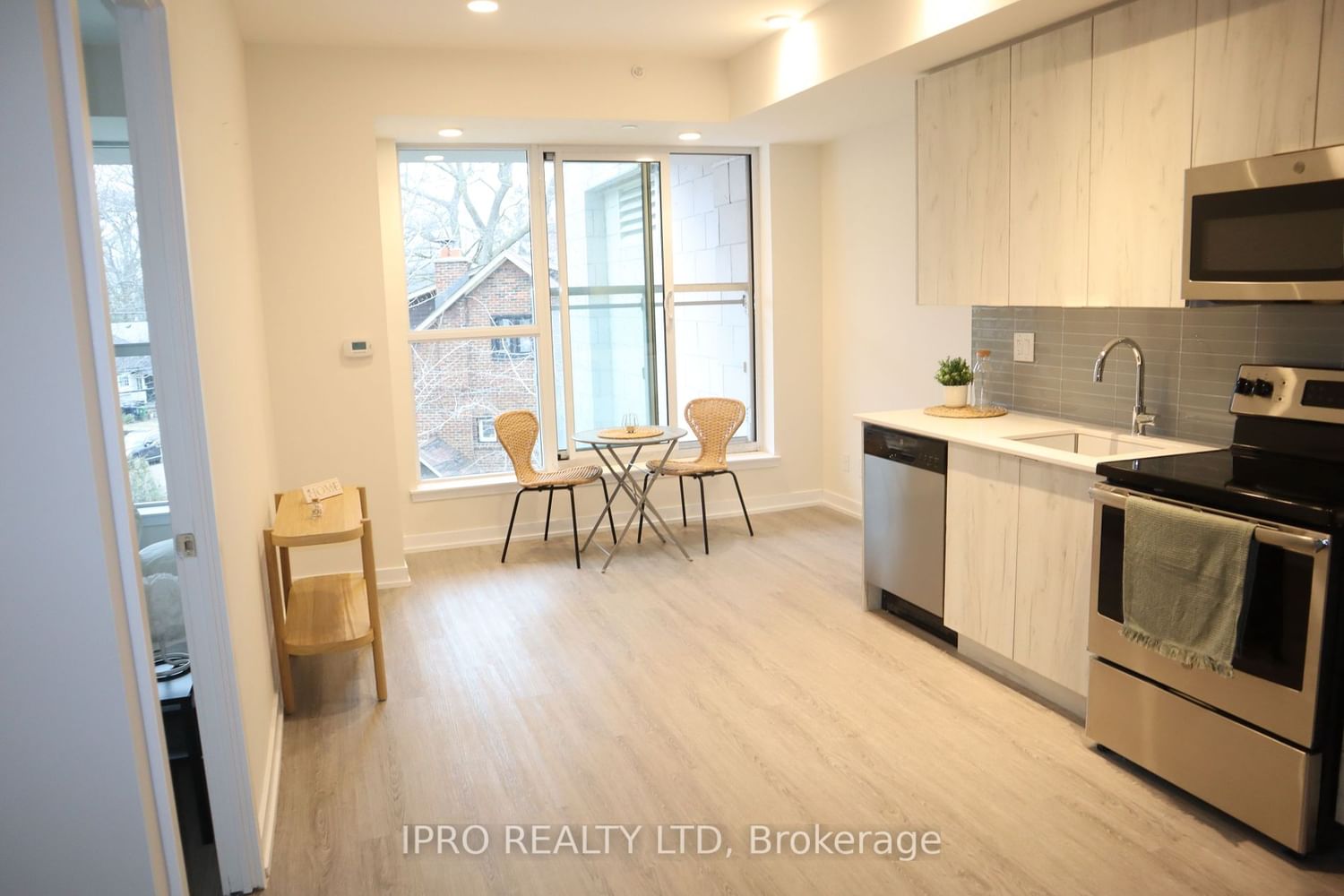 1350 Kingston Rd, unit 116 for sale - image #16