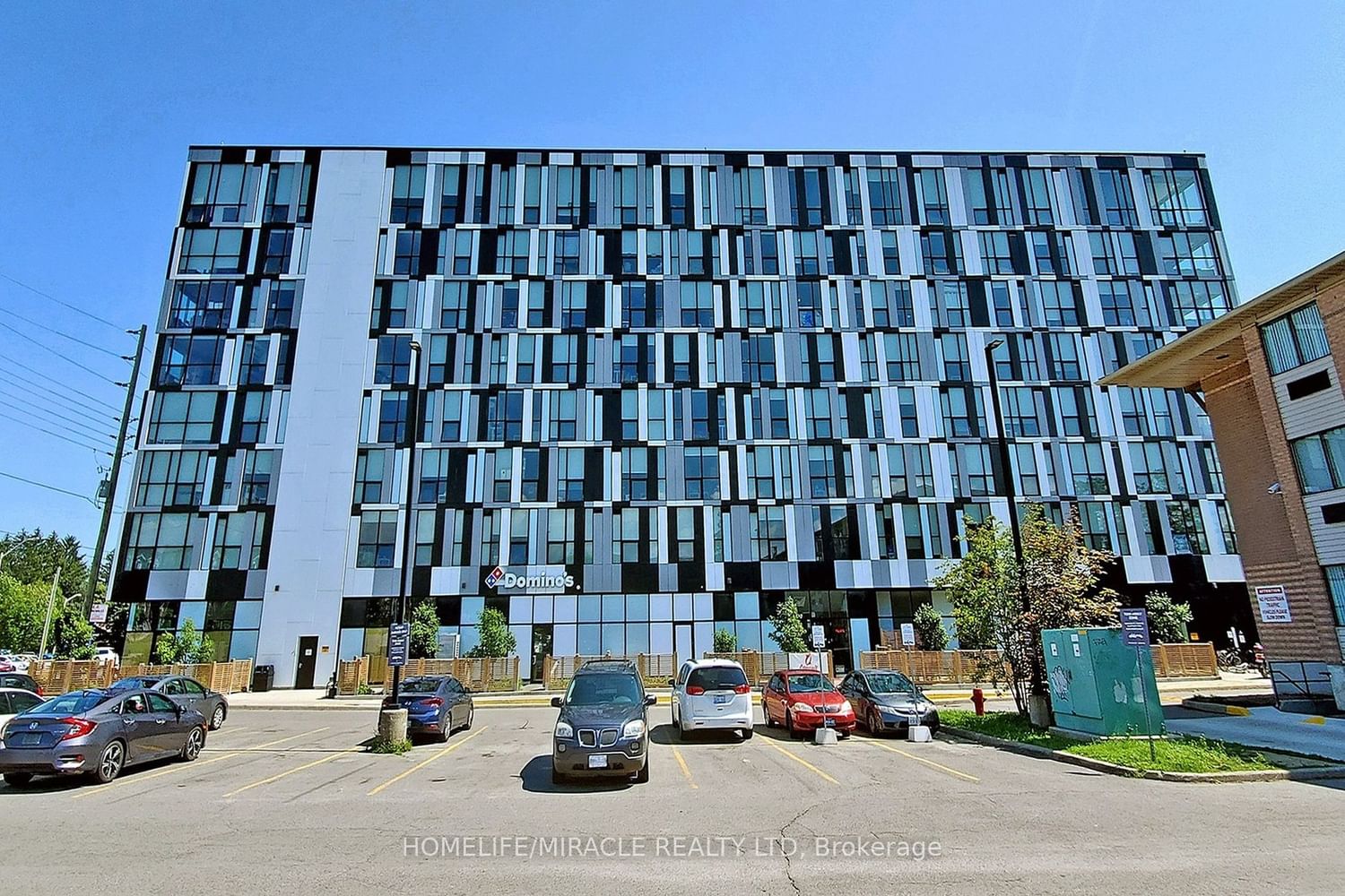 1900 Simcoe St N, unit 707 for sale - image #3