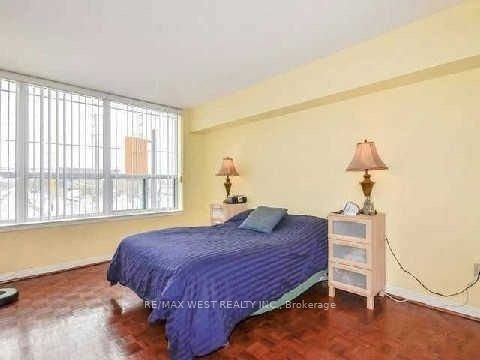 955 O'connor Dr, unit 209 for rent - image #7