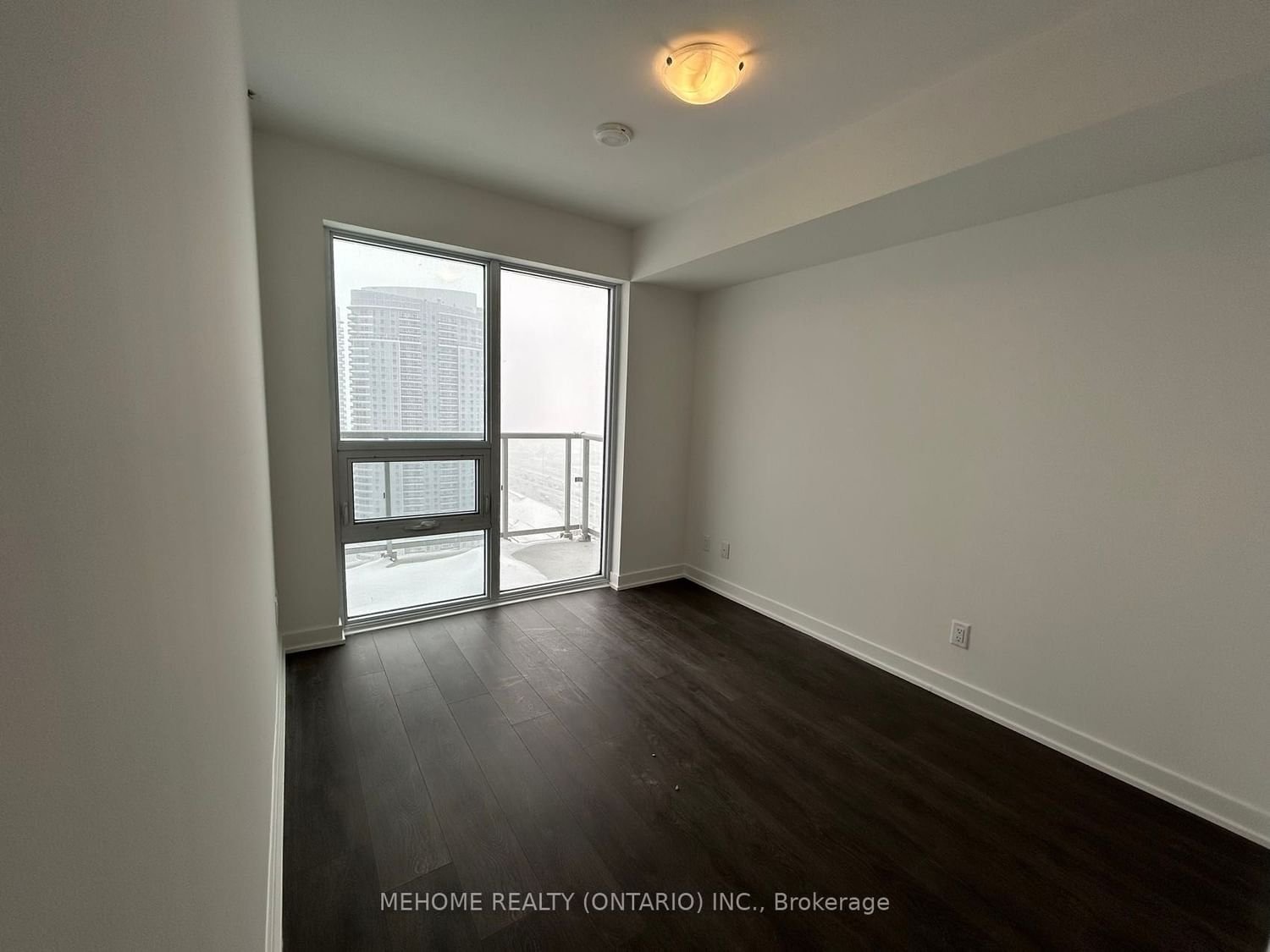 2033 Kennedy Rd, unit 3007 for rent - image #11