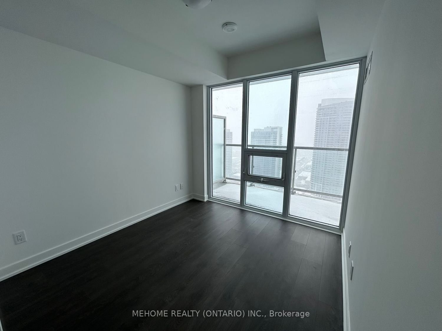 2033 Kennedy Rd, unit 3007 for rent - image #13