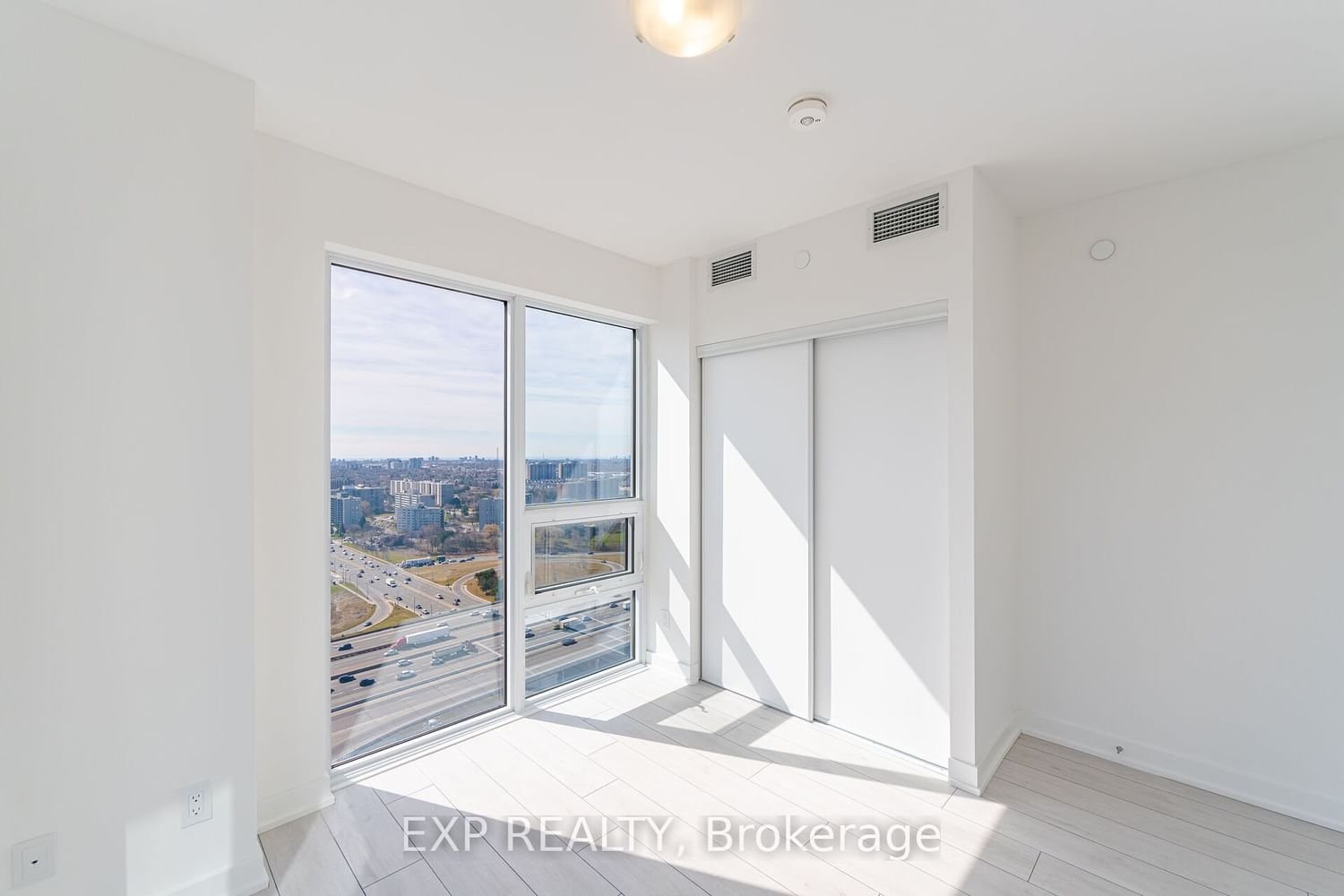 2033 Kennedy Rd, unit 3108 for sale - image #24