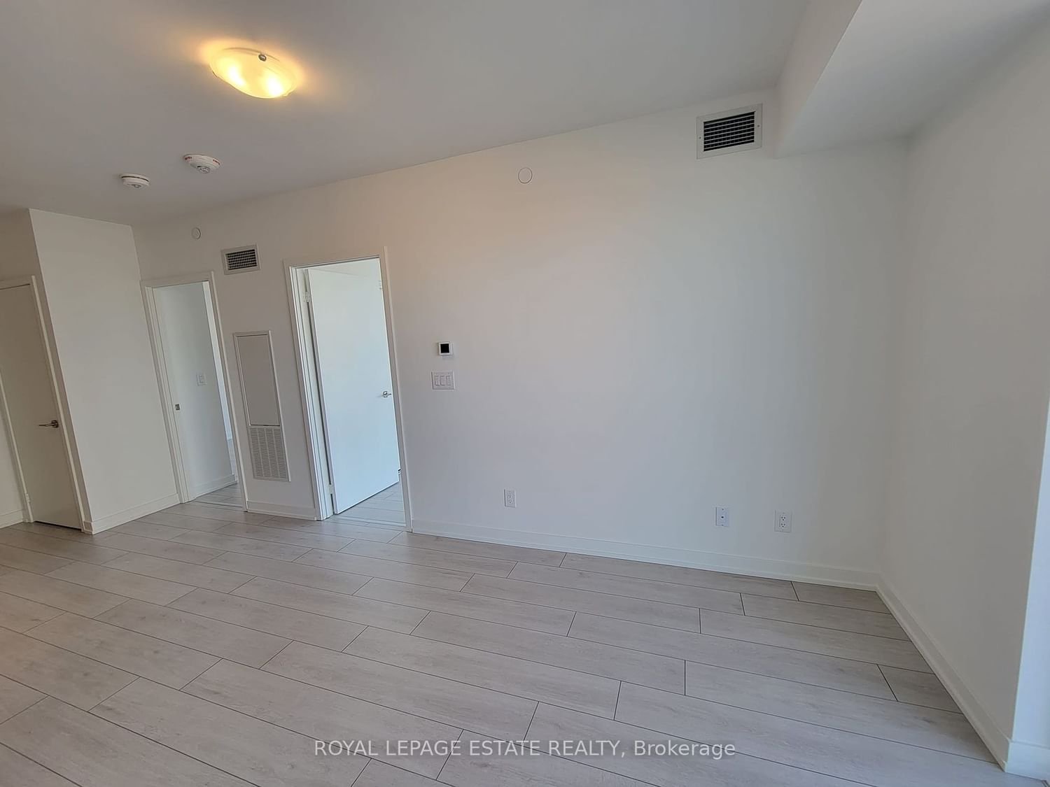 2033 Kennedy Rd, unit 1506 for rent - image #7