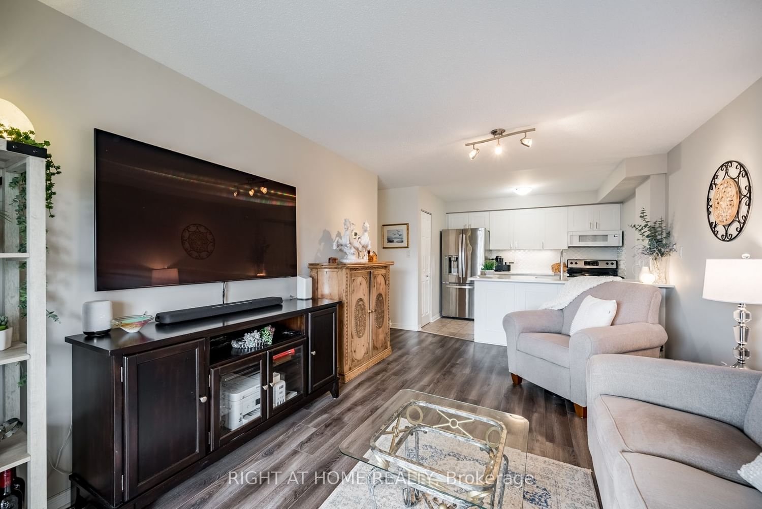 55 Shipway Ave, unit 310 for sale - image #3