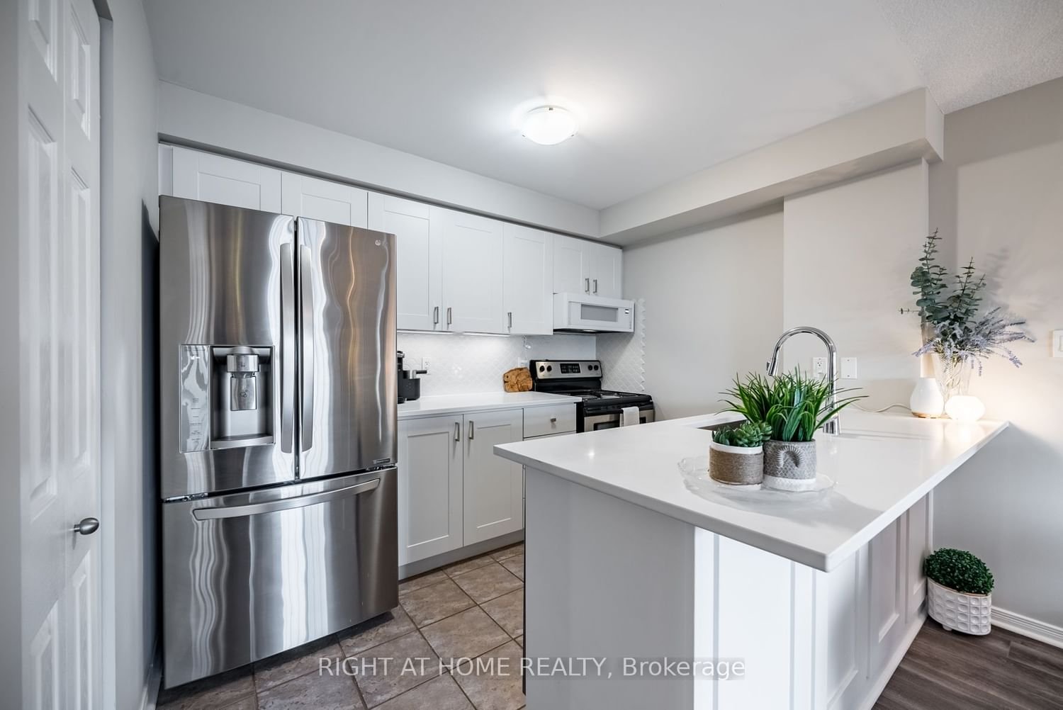 55 Shipway Ave, unit 310 for sale - image #4