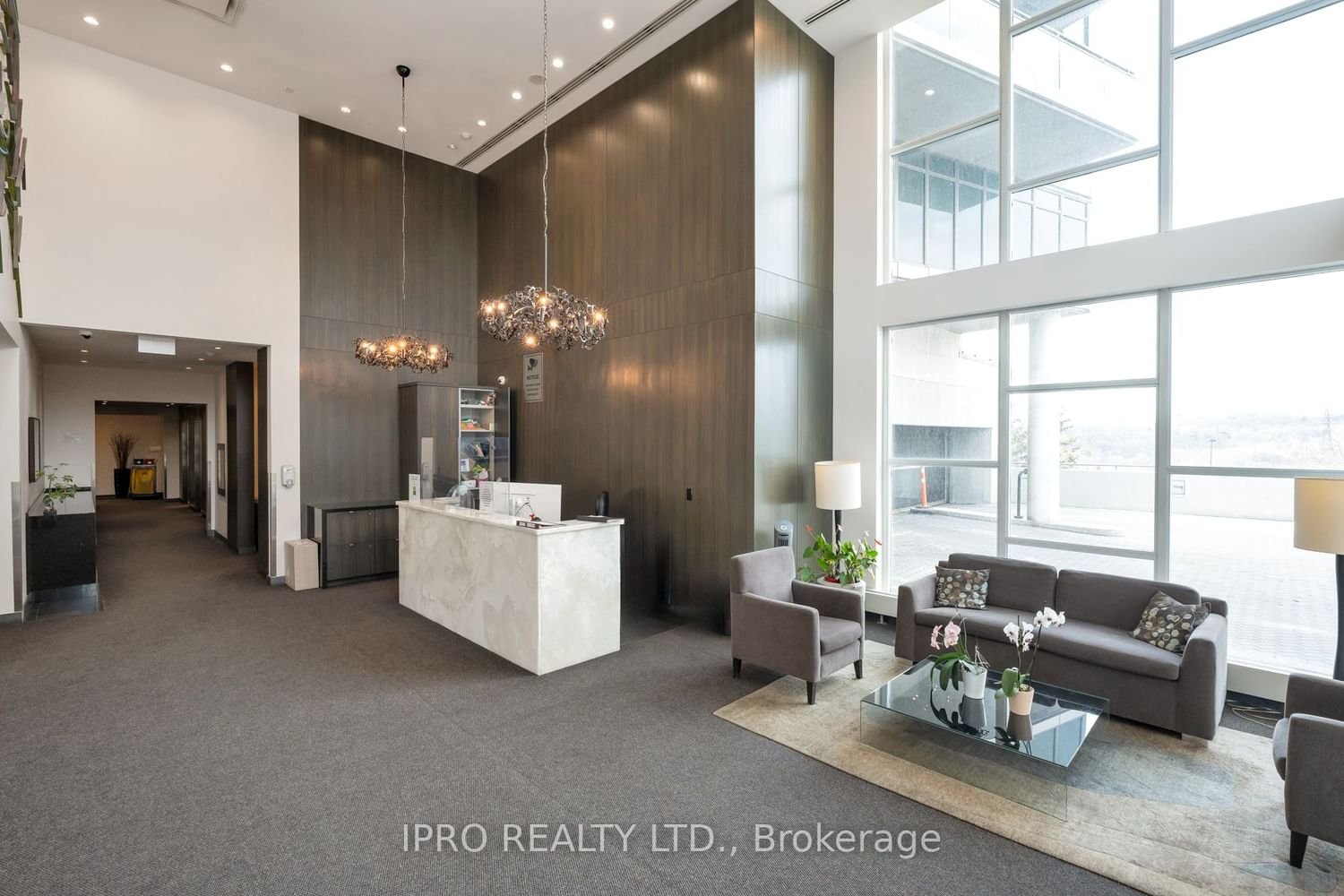 1048 Broadview Ave, unit 2005 for sale - image #4