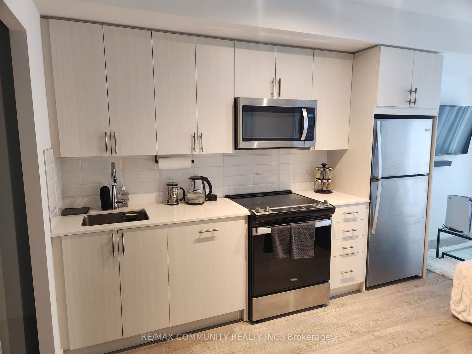 2550 Simcoe St, unit 1414 for rent - image #5